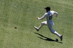 MELBOURNE, AUSTRALIA - DECEMBER 26: Tom Blundell fields the ball during day one of the Second Test match in the series between Australia and New Zealand at The Melbourne Cricket Ground on December 26, 2019 in Melbourne, Australia. (Photo by Speed Media/Icon Sportswire)