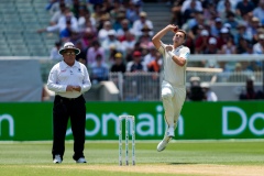 MELBOURNE, AUSTRALIA - DECEMBER 27: Neil Wagner of New Zealand bowls during day two of the Second Test match in the series between Australia and New Zealand at The Melbourne Cricket Ground on December 27, 2019 in Melbourne, Australia. (Photo by Speed Media/Icon Sportswire)