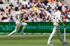 MELBOURNE, AUSTRALIA - DECEMBER 27: Trent Boult of New Zealand bowls during day two of the Second Test match in the series between Australia and New Zealand at The Melbourne Cricket Ground on December 27, 2019 in Melbourne, Australia. (Photo by Speed Media/Icon Sportswire)