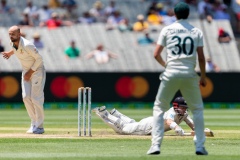 MELBOURNE, AUSTRALIA - DECEMBER 29: Henry Nicholls of New Zealand safe during day four of the Second Test match in the series between Australia and New Zealand at The Melbourne Cricket Ground on December 29, 2019 in Melbourne, Australia. (Photo by Speed Media/Icon Sportswire)