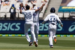 MELBOURNE, AUSTRALIA - DECEMBER 26: Ravichandran Ashwin of India cheers as Steven Smith of Australia is caught out during day one of the Second Vodafone Test cricket match between Australia and India at the Melbourne Cricket Ground on December 26, 2020 in Melbourne, Australia. (Photo by Dave Hewison/Speed Media/Icon Sportswire)