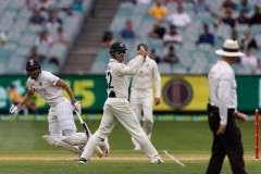 MELBOURNE, AUSTRALIA - DECEMBER 27: Shubman Gill of India takes a run during day two of the Second Vodafone Test cricket match between Australia and India at the Melbourne Cricket Ground on December 27, 2020 in Melbourne, Australia. (Photo by Dave Hewison/Speed Media/Icon Sportswire)