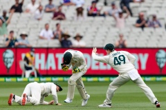 MELBOURNE, AUSTRALIA - DECEMBER 27: Tim Paine of Australia catches a ball during day two of the Second Vodafone Test cricket match between Australia and India at the Melbourne Cricket Ground on December 27, 2020 in Melbourne, Australia. (Photo by Dave Hewison/Speed Media/Icon Sportswire)
