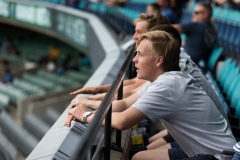 MELBOURNE, AUSTRALIA - DECEMBER 27: Fans bang on the railings as the Australian team makes a run during day two of the Second Vodafone Test cricket match between Australia and India at the Melbourne Cricket Ground on December 27, 2020 in Melbourne, Australia. (Photo by Dave Hewison/Speed Media/Icon Sportswire)